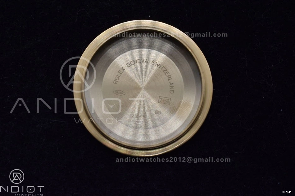 President Gain Markers Bracelet Roman DayDate Green on V A3255 904L Dial Weight GMF EasyMatch YG Steel 754 40 0707